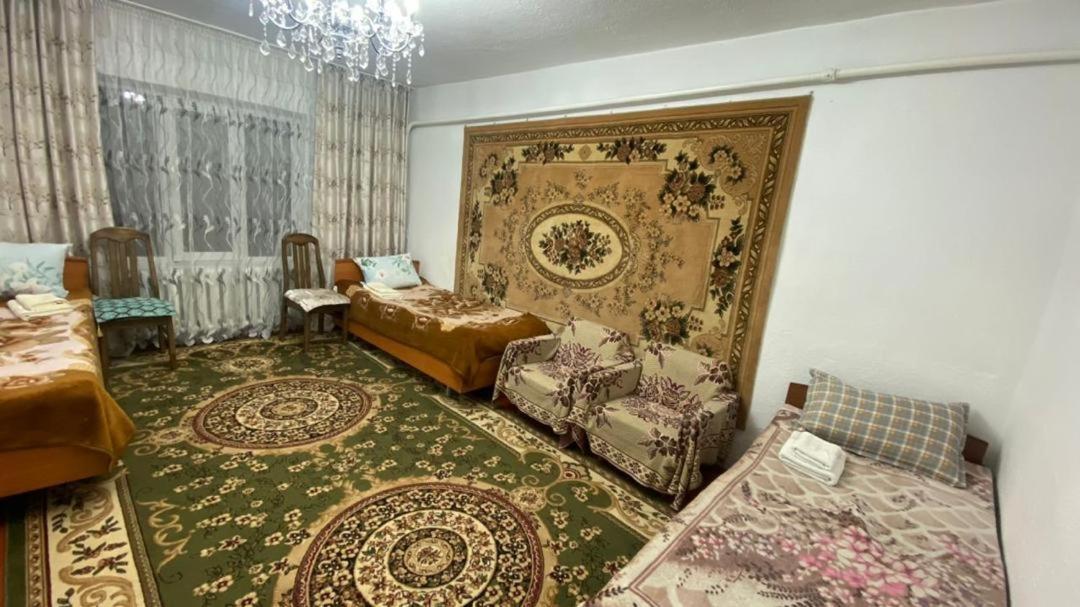 Guest House Lola Kochkor 外观 照片